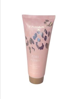 🔴Tahari Pink Peony Lotion.